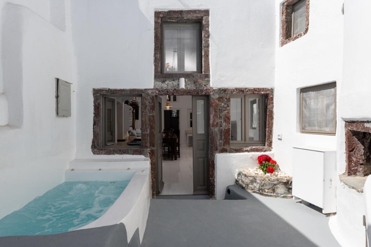 Astrea Suites "Ostria Cave Villa-Outdoor Jacuzzi" Oia  Exterior foto