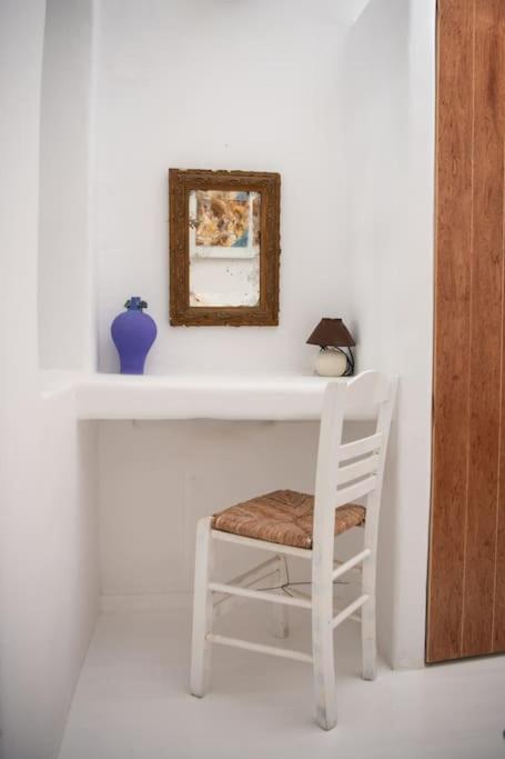 Astrea Suites "Ostria Cave Villa-Outdoor Jacuzzi" Oia  Exterior foto