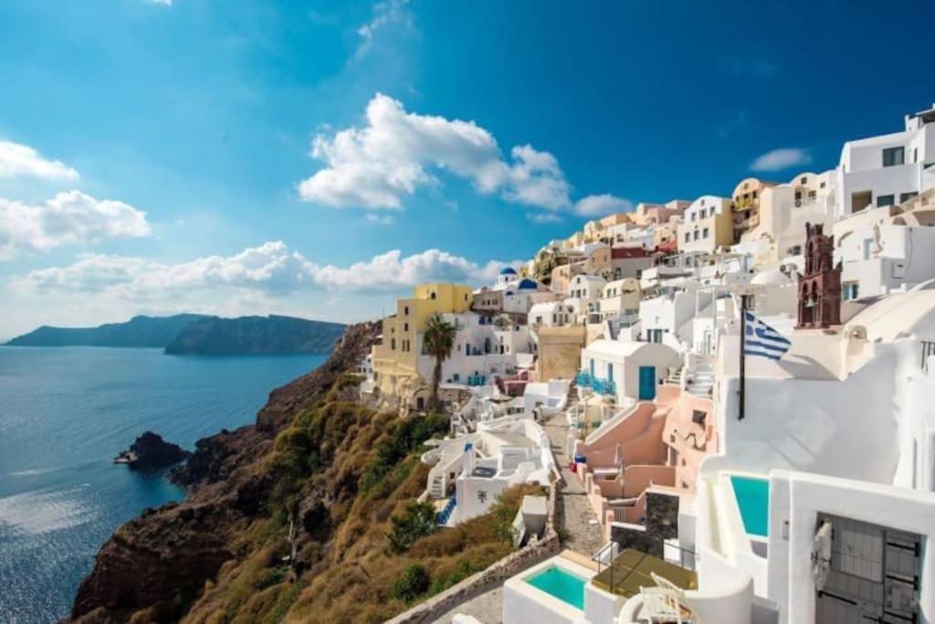 Astrea Suites "Ostria Cave Villa-Outdoor Jacuzzi" Oia  Exterior foto